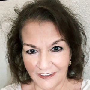 Meet your Posher, Dora